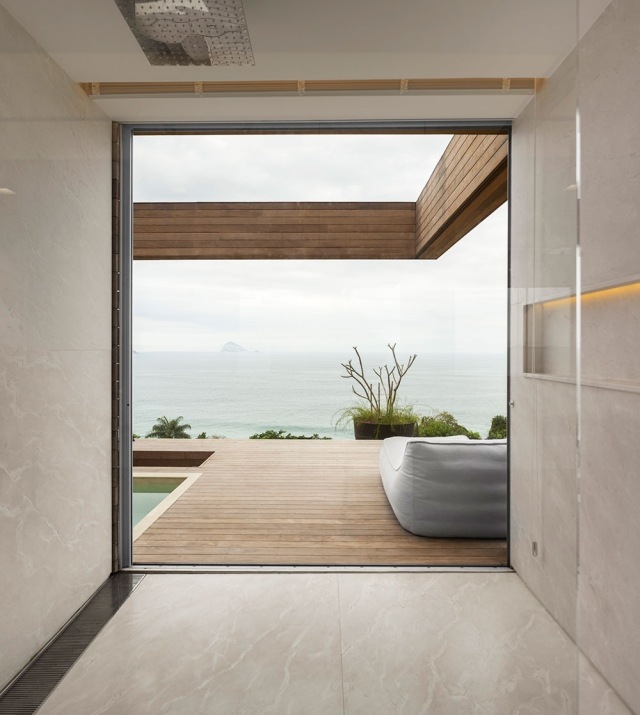 minimalistische-architektur-an-der-küste-brasiliens-Überdachung-terrasse