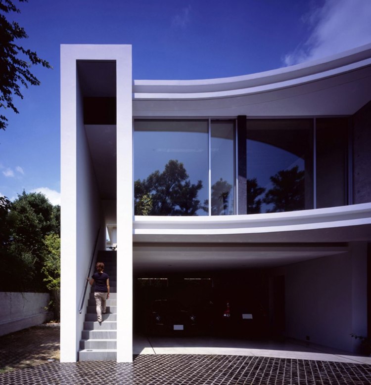 moderne-treppen-ideen-architektenhausern-aussentreppe-beton-moderne-architektur