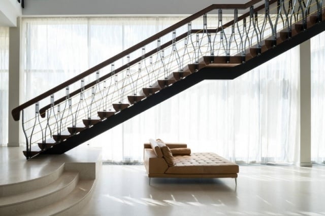 moderne treppen ideen design gerade treppe holz stahl