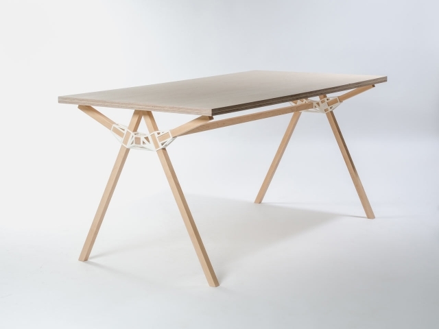 reduziertes Design-Tisch 3D-gedruckte Verbinder innovativ Möbel selbst-bauen