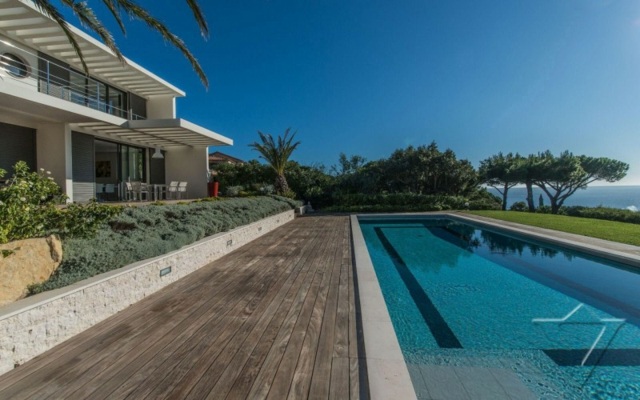 Villa in St.Tropez Holz Terrasse Pool 