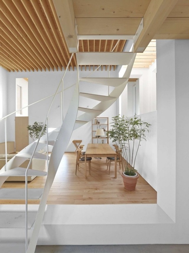 Treppen Designs weiss-metall-modern-bogentreppe