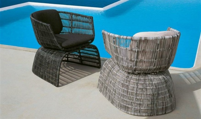 Stühle dunkel hell Rattan Farbe modernes Design Italien