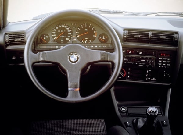 Innen-Karosserie-BMWM-M3-E30-Coupe