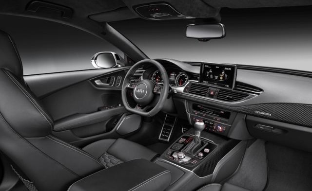 Audi-RS7-coupe-drinnen-steuer-brett