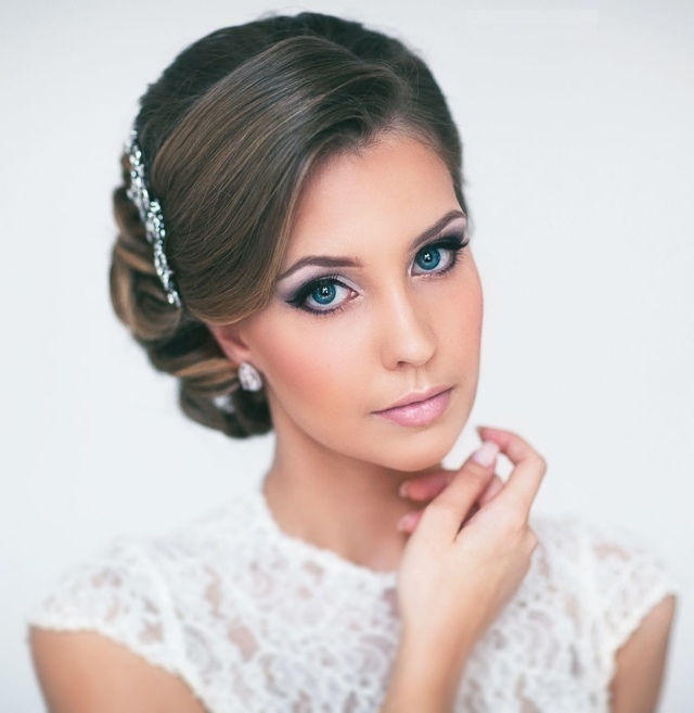 Braut-Stylings modern Haarschmuck Broschen mit Steinen-Kleid Spitze