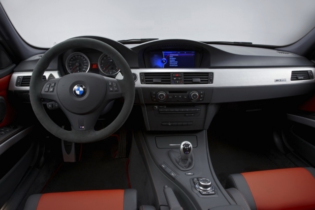 BMW-M3-coupe-E90-steuer-sitze