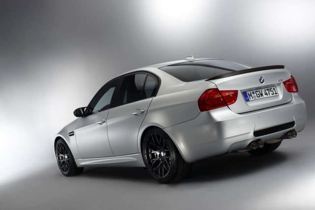 BMW-M3-hinten-E90-schein-werfer