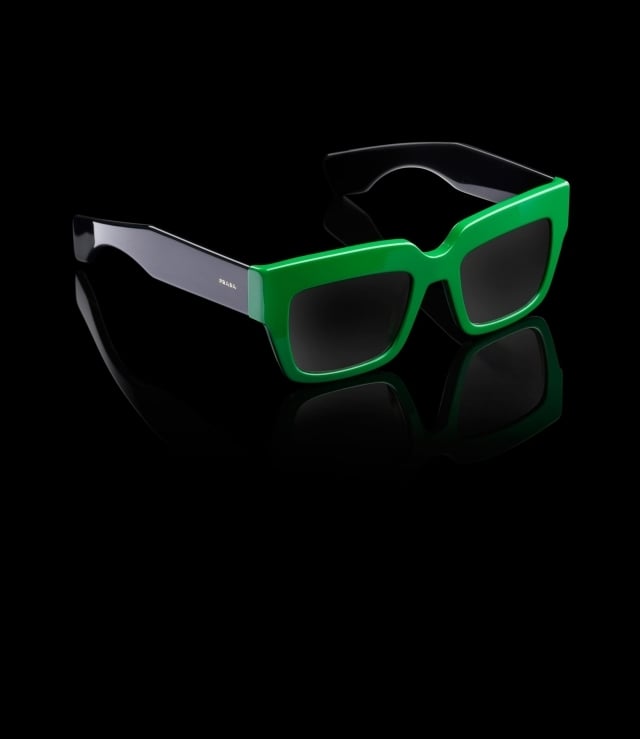 Designer-Sonnenbrillen-Eyewear-Kollektion-grün-Brillenbügel-schwarz