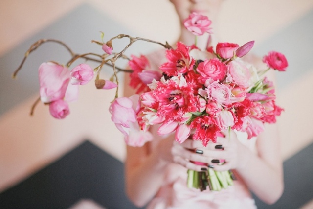 Vorbereitung Ideen Frühlingsstrauß Tulpen-Magnolien Hochzeitstrauß
