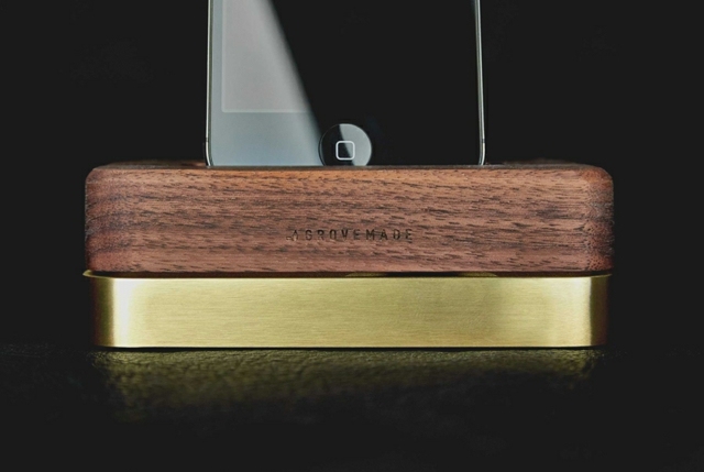 Ladegerät gold Walnuss Holz modernes Design