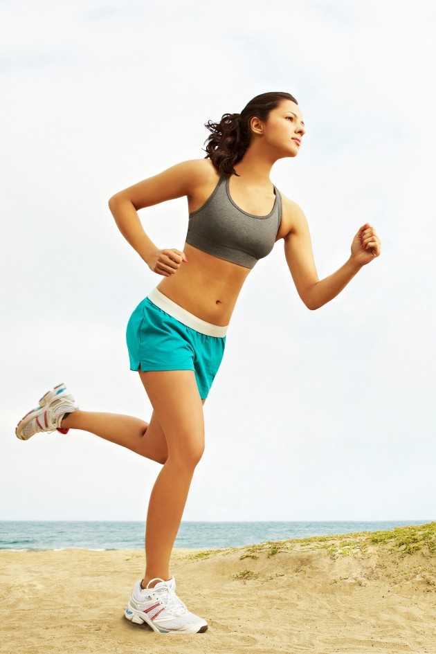 gegen Orangenhaut -Sport-treiben-aktiv-trainieren-Cellulite