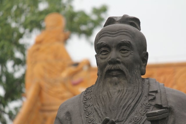Konfuzius-Skulptur-Weisheiten-schönste-Zitate-ganzer-Welt