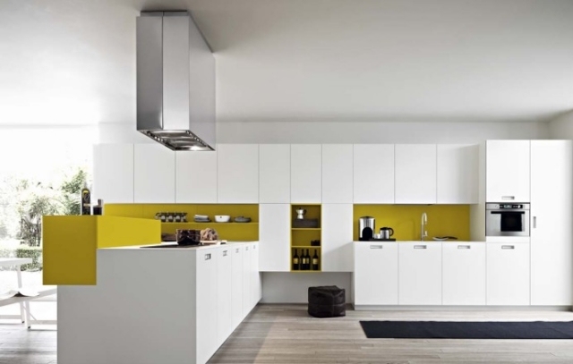 Kora-Moderne-Design-Küche-Lack-Laminat-Hochglanz-weiß-Gelbe-Highlights