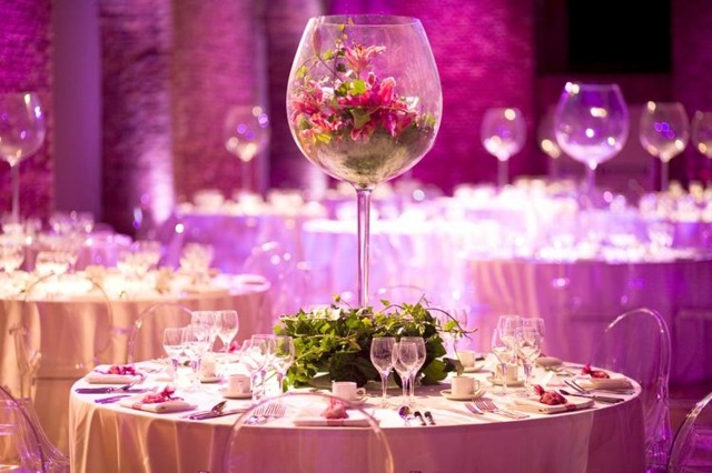 Kristall Glas hoch Vase Efeu runder Tisch Servietten