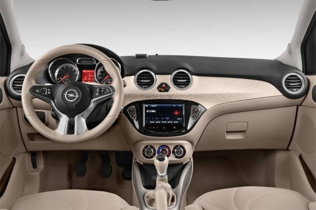 Opel Adam interieur weiß assistenzsystem lenkrad