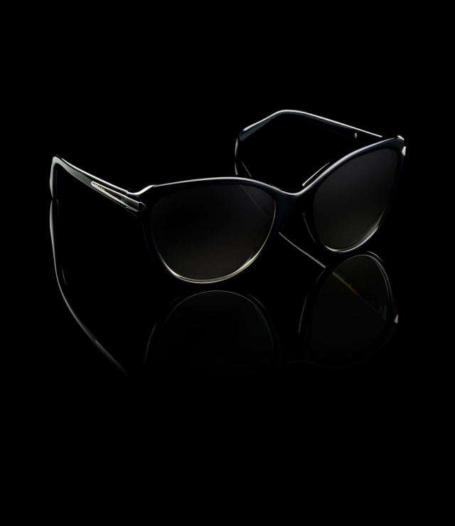 Prada-Damen-Kollektion-Sonnenbrille-Brillenbügel-Kunststoff