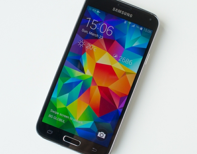 Samsung Galaxy S5 neues Modell Handy Test Display