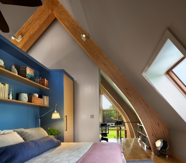 Schlafzimmer-Dachgeschoss-Stauraum-Einrichtung-Licht-Farbgestaltung