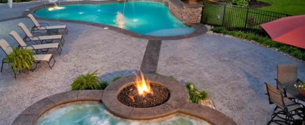 Feuer-Gartenbereich-Schwimmbad-Steine-Boden