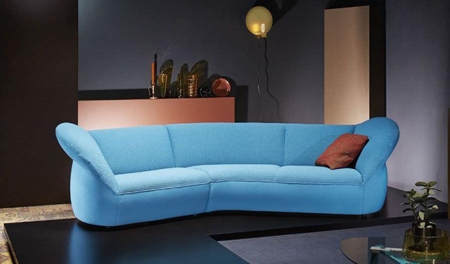 Wohnideen-Wohnzimmer-Designermöbel-Blau-gepolstert-GYNKO-J-Wulff-T-Muller