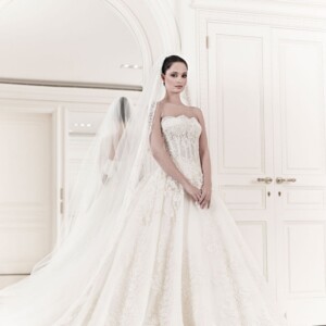 brautkleid-2014-zuhair-murad-spitze-halbtransparente-corsage-schulterfrei