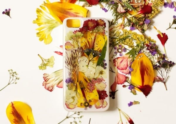 iPhone-Hardcases-design-selbst-gestalten-florale-motive