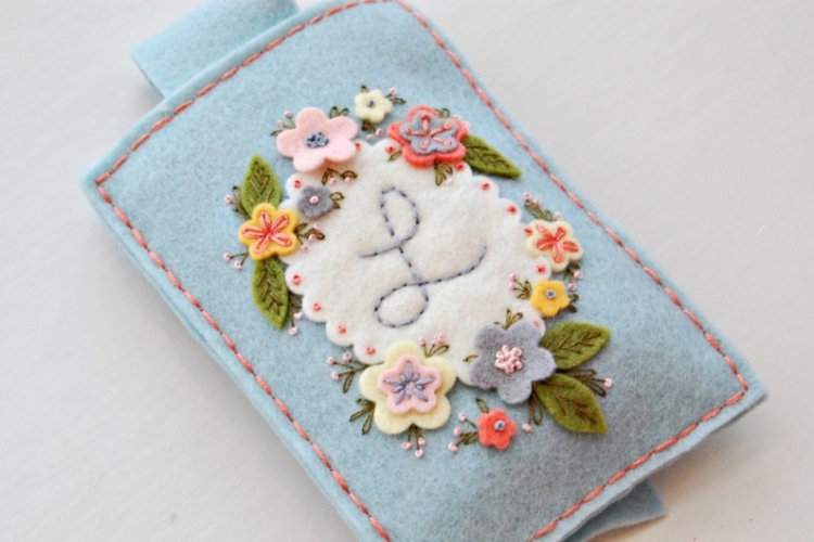 iphone hülle filz kleben romantisch vintage blumen muster