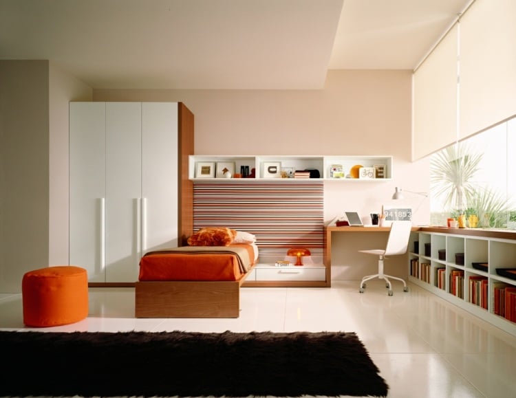 jugendzimmer gestalten modern-design-orange-streifen-akzentwand-fliesen
