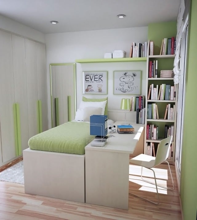 kleines-jugendzimmer-einbaukleiderschrank-hochbett-schreibtisch