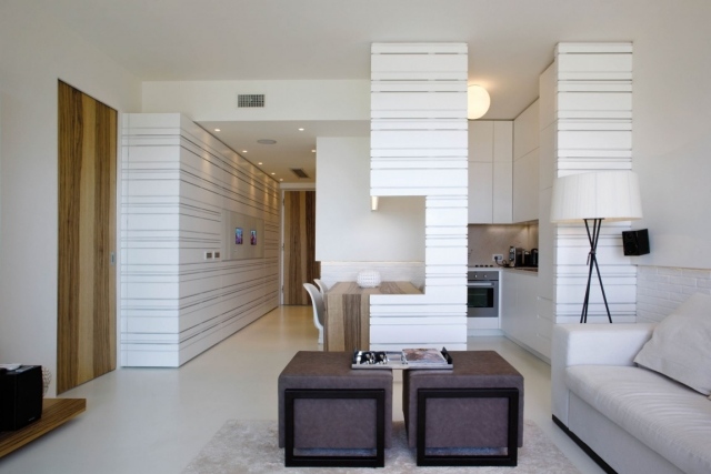 Moderne Wohnung einrichtung-weiss-holz-elemente