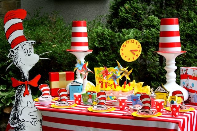 outdoor-kindergeburtstag-Dr-Seuss-motto
