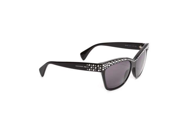 rechteckiges-gestell-schwarz-silberne-dekorationen-sonnenbrillen 2014
