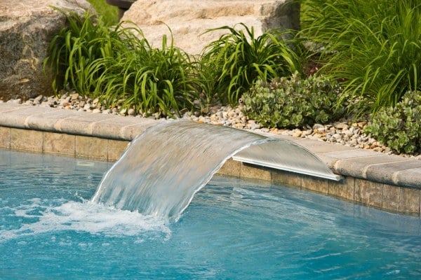swimming-pool-wasser-fall-modern-design