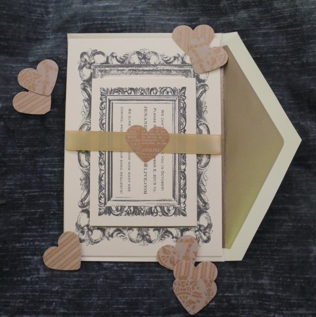  Hochzeitskarte Herzen beklebt altes Papier bedrücken