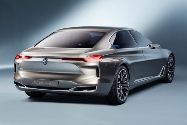 BMW-Future-Luxury-modell-hinten-design