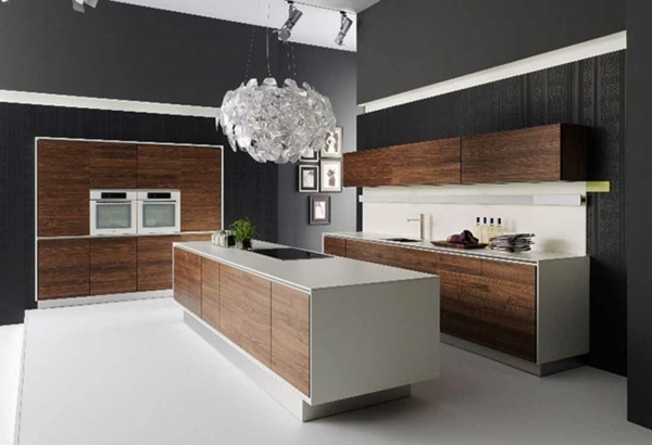 Braune-Kücheninsel-moderner-Stil