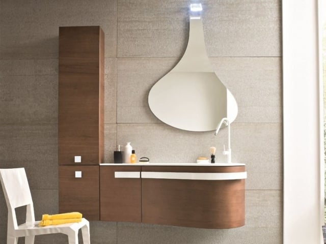 Exklusive-Badezimmer-Möbel-VERSA-Waschbeckenschrank-Spiegel-mit-RGB-LED-Technik