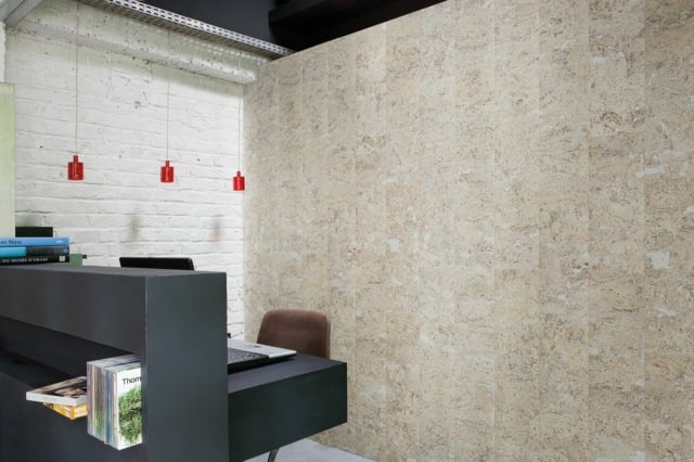 Wand gestalten Ideen Büroraum neutrale Sandfarbe