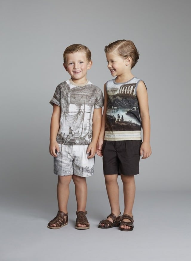 Trendige-Sandalen-für-kleine-Jungs-Dolce-&-Gabbana-fröhliche-Shirts-mit-Prints