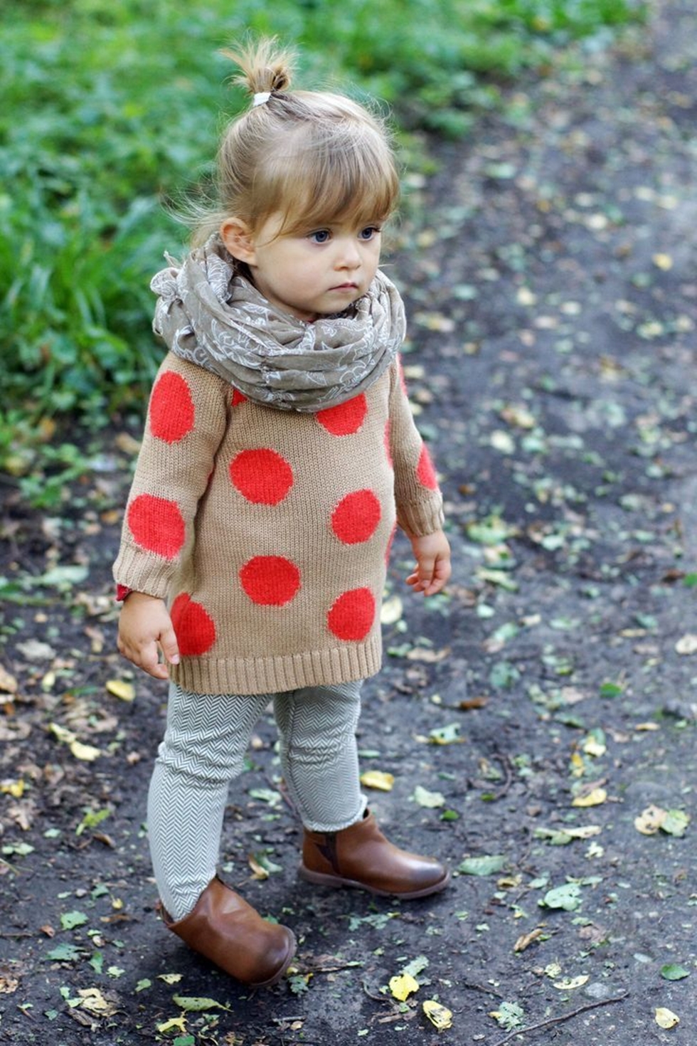 baby-mode-maedchen-herbst-winter-stricktunika-schal-boots