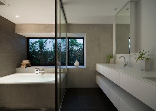 badezimmer-dusche-trennwand-aus-glas-pflegeleicht-transparent