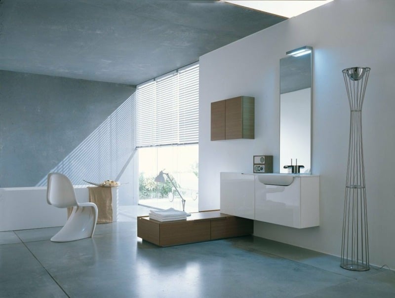 badezimmer modern einrichten blaugrau design fussboden wand weiss holz 