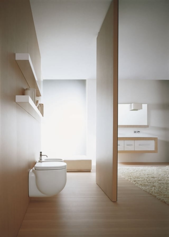 badezimmer-trennwand-aus-holz-praktisch-ökologisch-shaggy-teppich