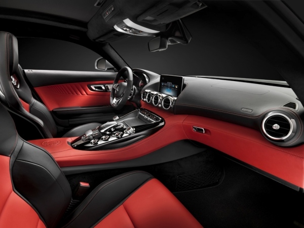 bild-interior-mercedes-benz-AMG-GT-design