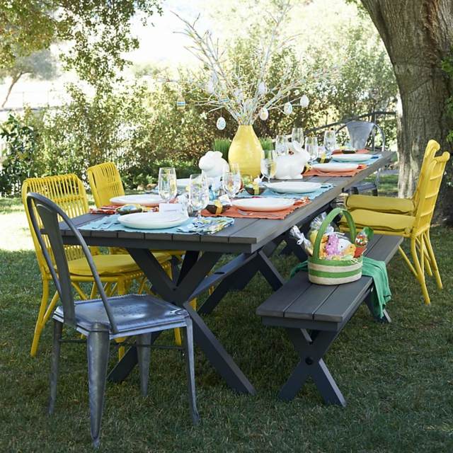 gefärbt Gartentisch gelbe Stühle Tafeldeko Ideen
