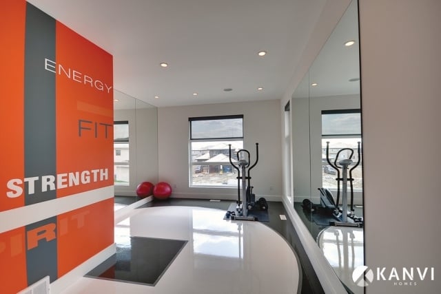 home-gym-deko-fotowand-orange-motivierende-worte