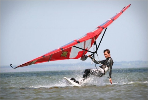 kitewing-wasser-anwenden-segel-surf-idee