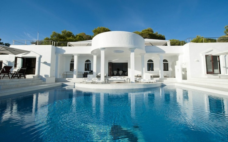 luxusvilla-designs-bungalow-inspiration-orientalisch-flair-halbrund-terrasse