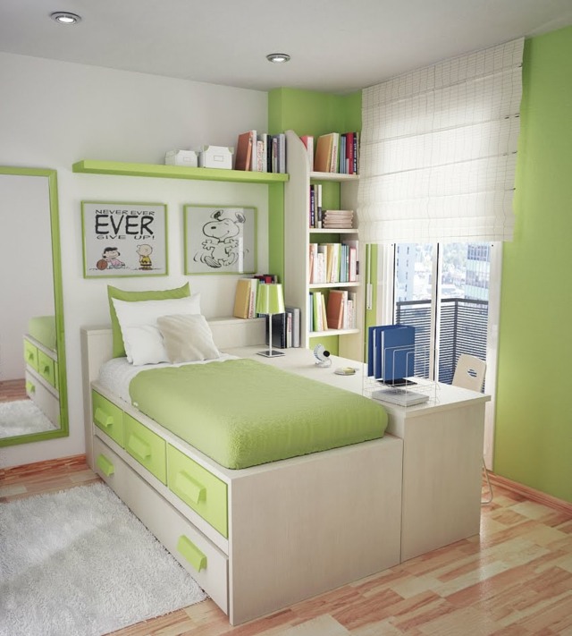 Mädchenzimmer Snoopy grüne Wandfarbe Bücherregal
